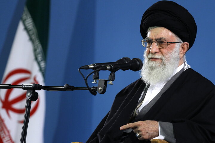 شهید آیت‌الله العظمی حسینی‌ خامنه‌ای