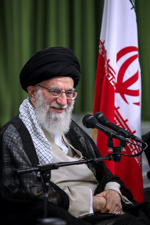 شهید آیت‌الله العظمی حسینی‌ خامنه‌ای