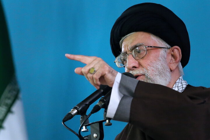 شهید آیت‌الله العظمی حسینی‌ خامنه‌ای