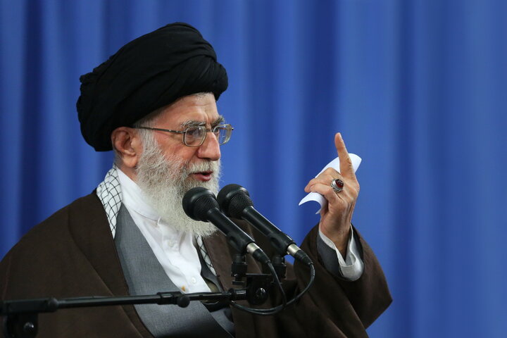 شهید آیت‌الله العظمی حسینی‌ خامنه‌ای