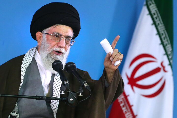 شهید آیت‌الله العظمی حسینی‌ خامنه‌ای