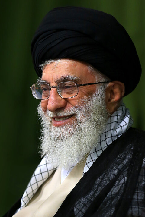 شهید آیت‌الله العظمی حسینی‌ خامنه‌ای