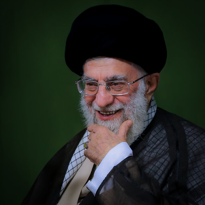 شهید آیت‌الله العظمی حسینی‌ خامنه‌ای