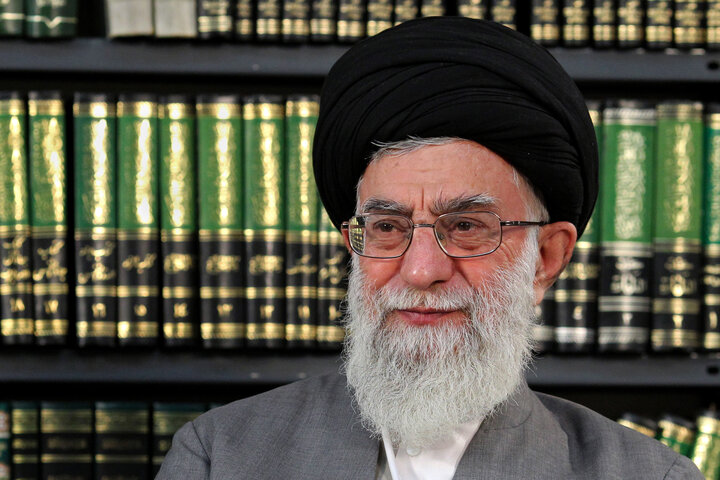 شهید آیت‌الله العظمی حسینی‌ خامنه‌ای