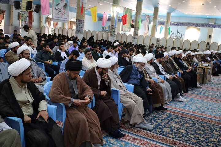 تصاویر/ آیین آغاز سال تحصیلی مدارس علمیه شهرستان زابل
