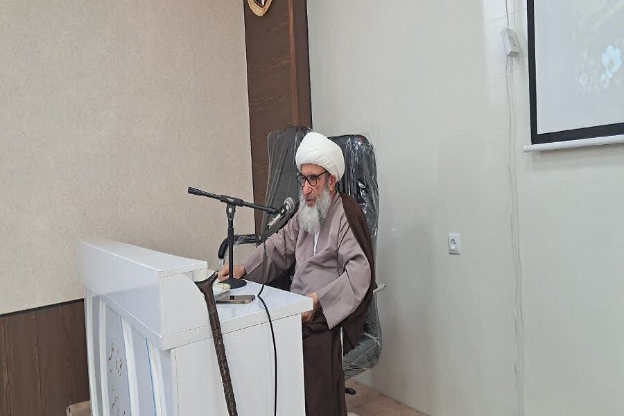 فلسفه طلبگی؛ فراتر از یادگیری احکام، در مسیر تزکیه و مسئولیت‌پذیری اجتماعی است/ طلبه تنها به تحصیل فقه اکتفا نکند؛ فراتر از احکام فقهی، میدان خدمت و تزکیه است