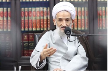 مسجد تراز انقلاب نباید تنها به اقامه نماز محدود شود / خدمات اجتماعی مسجد باید به تقویت معنویت بینجامد