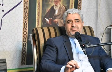 کتاب همچنان پیشران جامعه علمی است/ کتب بین‌المللی ظرفیت شناخت عمیق کشورهای مختلف را فراهم می‌کند