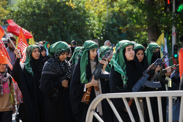 تصاویر؛ ۳۱۳ هزار جان‌فدای ایران
