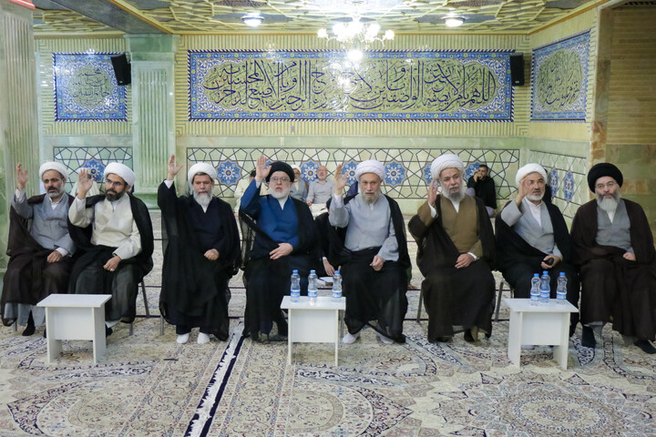 تصاویر/ مراسم بزرگداشت شهدای طلبه و روحانی استان فارس در جنگ رمضان