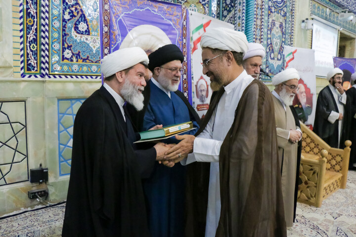 تصاویر/ مراسم بزرگداشت شهدای طلبه و روحانی استان فارس در جنگ رمضان