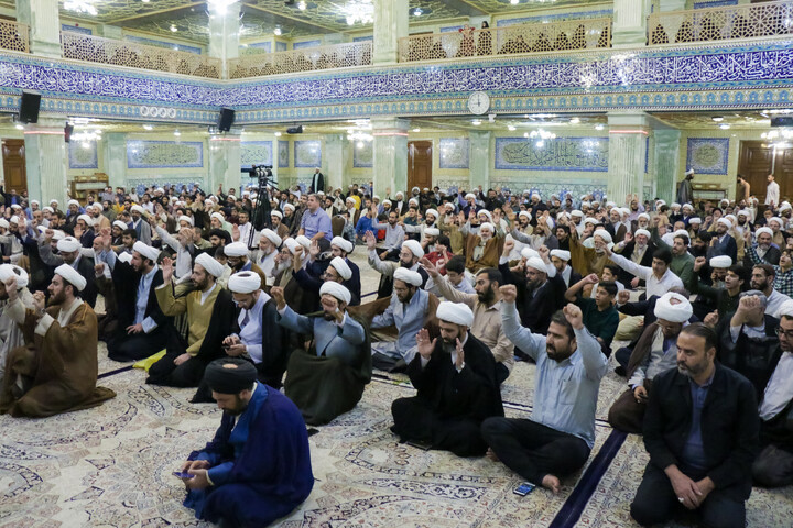 تصاویر/ مراسم بزرگداشت شهدای طلبه و روحانی استان فارس در جنگ رمضان