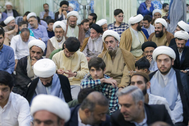تصاویر/ مراسم بزرگداشت شهدای طلبه و روحانی استان فارس در جنگ رمضان