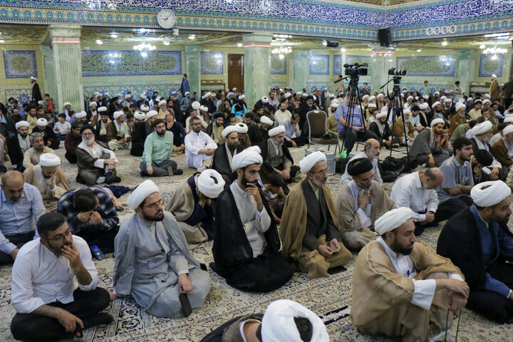 تصاویر/ مراسم بزرگداشت شهدای طلبه و روحانی استان فارس در جنگ رمضان