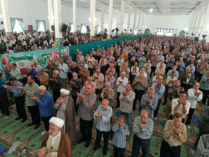 تصاویر/اقامه نماز عبادی سیاسی جمعه در ساوه