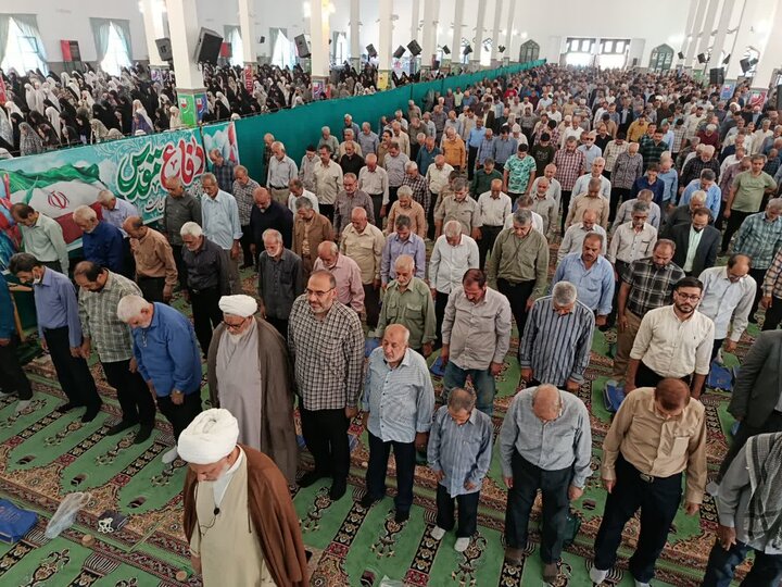 تصاویر/اقامه نماز عبادی سیاسی جمعه در ساوه