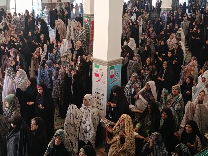 تصاویر/اقامه نماز عبادی سیاسی جمعه در ساوه