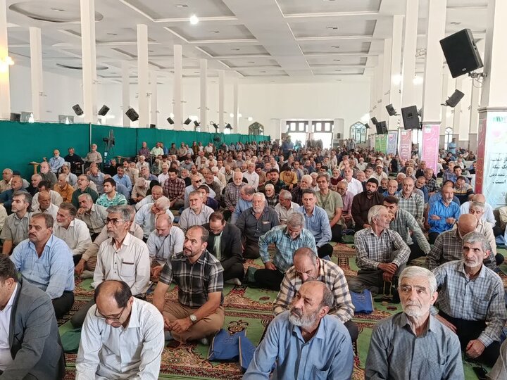 تصاویر/اقامه نماز عبادی سیاسی جمعه در ساوه