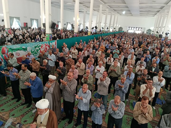 تصاویر/اقامه نماز عبادی سیاسی جمعه در ساوه