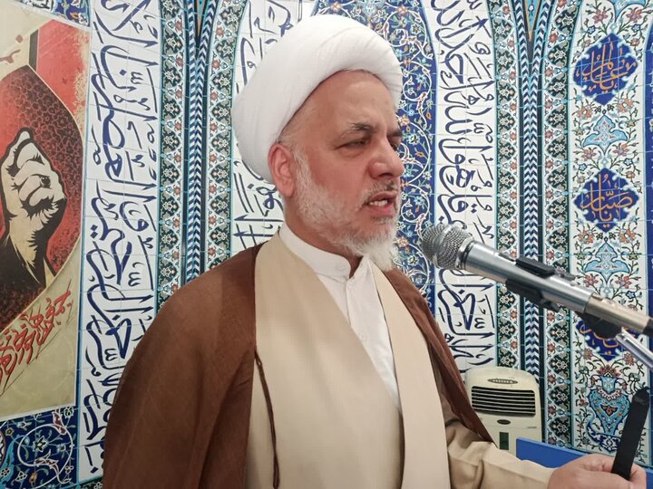 تصاویر/اقامه نماز عبادی سیاسی جمعه در ساوه