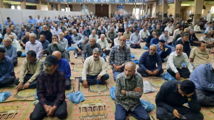 تصاویر/اقامه نماز عبادی سیاسی جمعه در خمین
