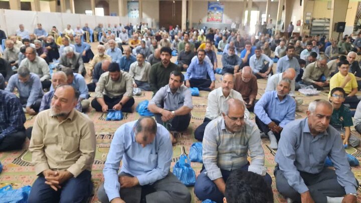 تصاویر/اقامه نماز عبادی سیاسی جمعه در خمین