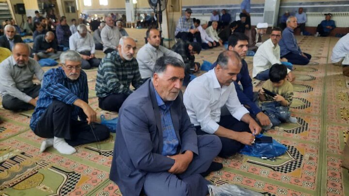 تصاویر/اقامه نماز عبادی سیاسی جمعه در خمین