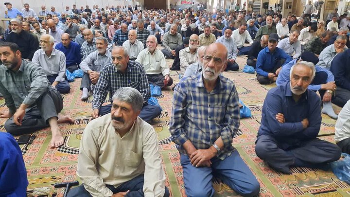 تصاویر/اقامه نماز عبادی سیاسی جمعه در خمین
