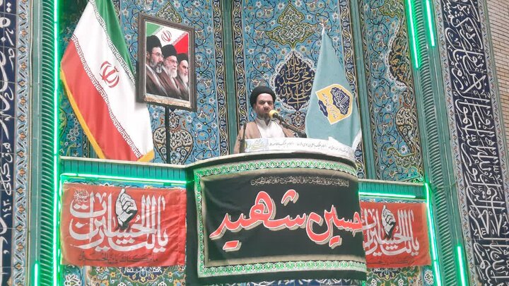 تصاویر/اقامه نماز عبادی سیاسی جمعه در خمین
