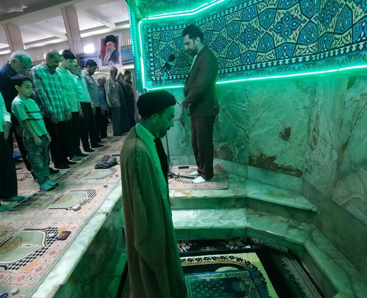 تصاویر/اقامه نماز عبادی سیاسی جمعه در خمین