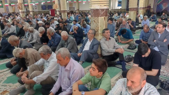 تصاویر/اقامه نماز جمعه الیگودرز