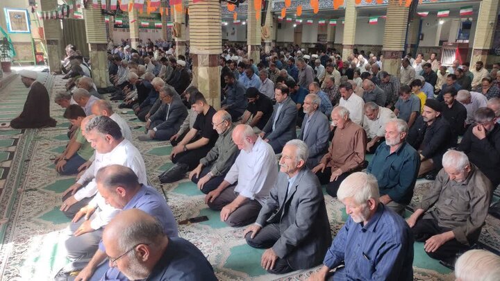 تصاویر/اقامه نماز جمعه الیگودرز