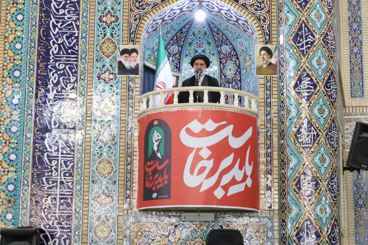 تصاویر/ نماز عبادی سیاسی جمعه در شهرکرد
