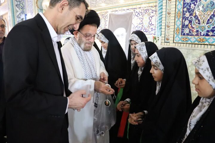 تصاویر/اقامه نماز جمعه خرم آباد
