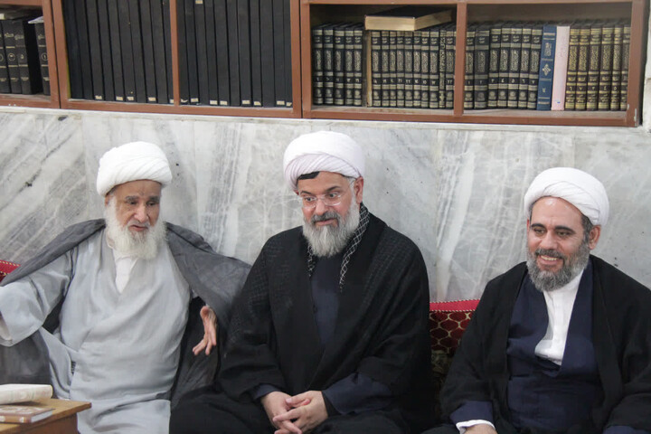 تصاویر/ دیدار مدیر حوزه علمیه بوشهر با آیت الله امامی حجتی