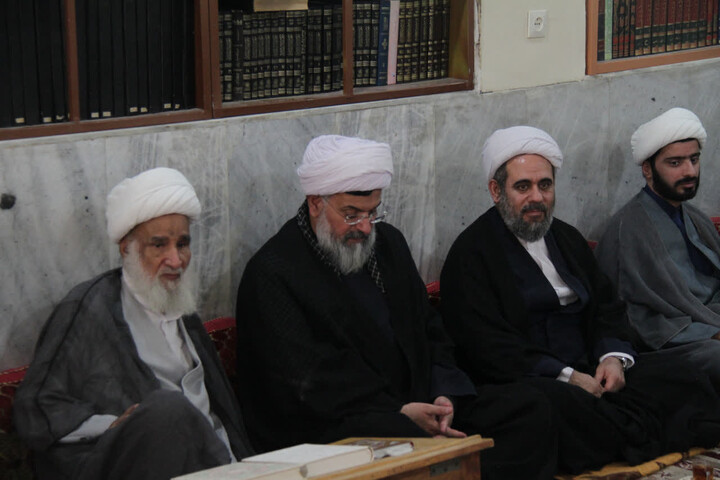 تصاویر/ دیدار مدیر حوزه علمیه بوشهر با آیت الله امامی حجتی