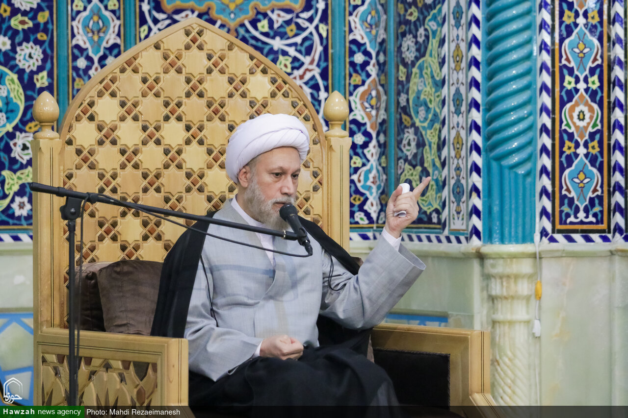 تصاویر/ مراسم بزرگداشت شهدای طلبه و روحانی استان فارس در جنگ رمضان