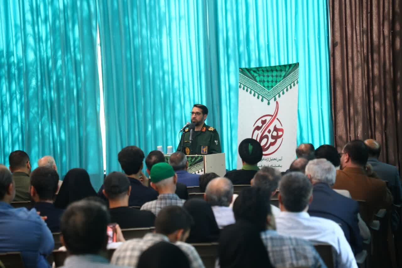 تجلیل از شاعران مجاهد «بعثت شعر هنگامه»