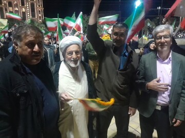 ۲۰۰شب ایستادگی در میدان؛ عهد ناگسستنی مردم با آرمان‌های رهبر شهید انقلاب