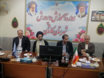 مدارس دولتی باید الگوی تربیت انقلابی و علمی شوند/ لزوم حل معضل تردد و بازگشت به هویت مدارس محله‌محور