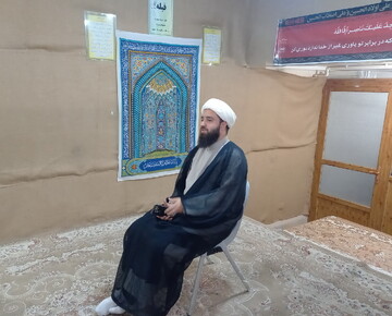 ائمه جماعات مساجد با جوانان بیشتر ارتباط برقرار کنند