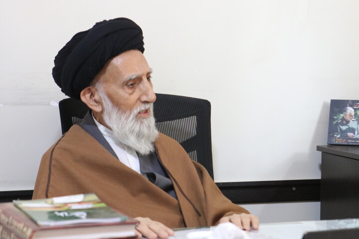 تصاویر/ دیدار رئیس عقیدتی سیاسی نیروی انتطامی استان همدان با آیت الله موسوی اصفهانی