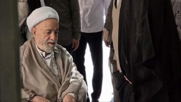 تصاویر/ کلاس عمومی با حضور استاد قرائتی در مدرسه علمیه آیت‌الله مجتهدی