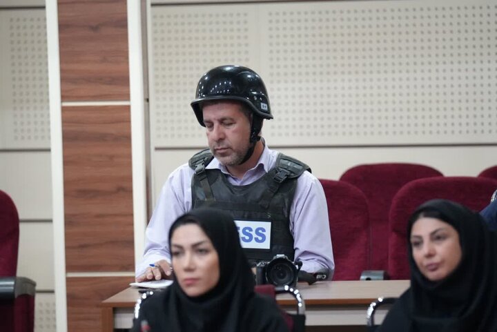 تصاویر /نشست فرمانده سپاه استان قزوین با اصحاب رسانه استان قزوین