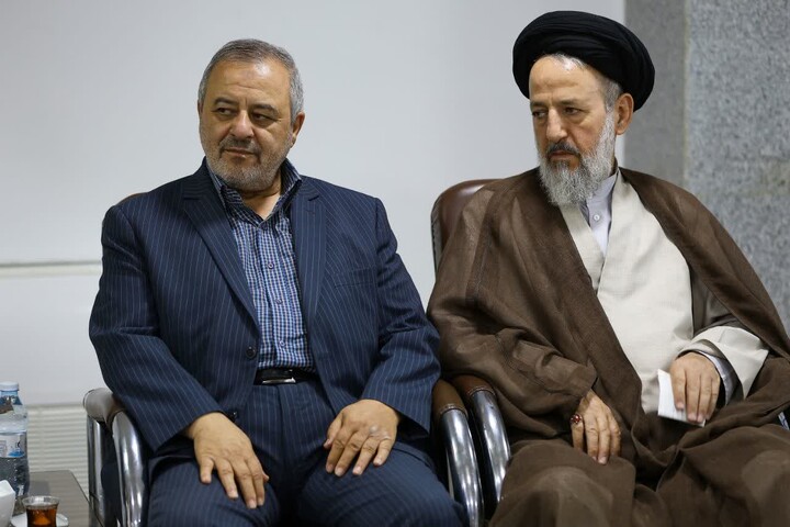 تصاویر / دیدار دبیر شورای عالی انقلاب فرهنگی با نماینده ولی فقیه در استان آذربایجان شرقی
