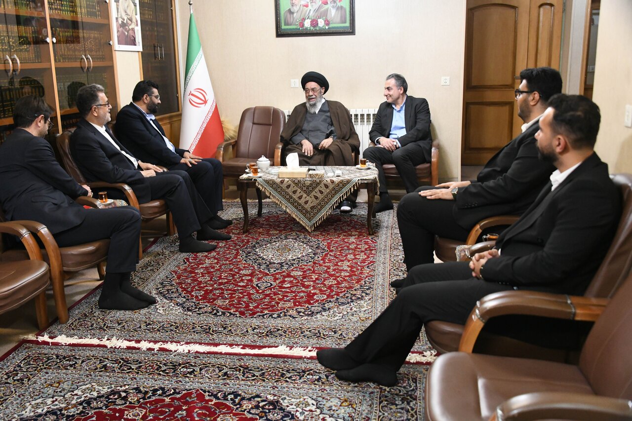 ایران به نماد جهانی مقاومت در برابر آمریکا تبدیل شده است