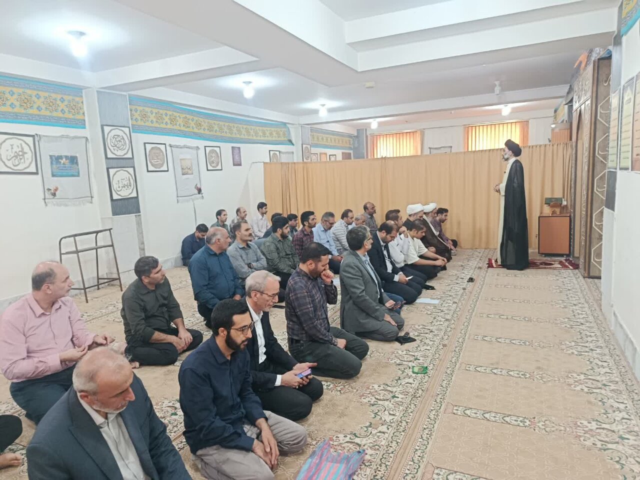 مدارس دولتی باید الگوی تربیت انقلابی و علمی شوند/ لزوم حل معضل تردد و بازگشت به هویت مدارس محله‌محور