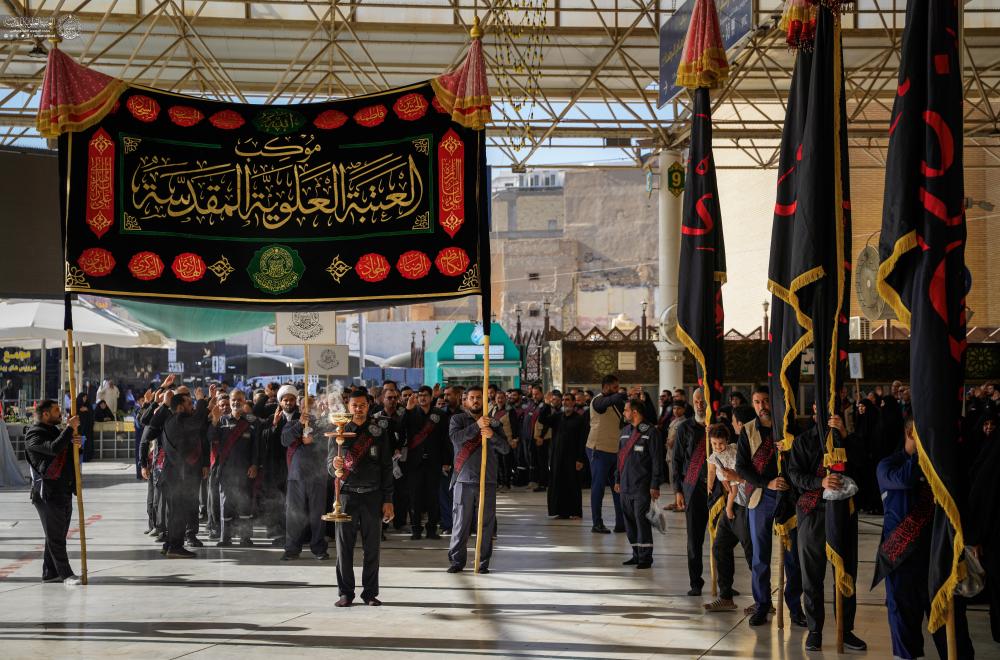 موكب العتبة العلويّة يُحيي ذكرى شهادة الزهراء (عليها السلام) بحسب الرواية الأولى
