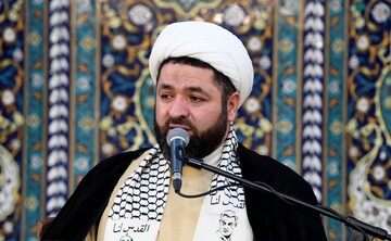 رسیدن به حریم ولایت با دل‌کندن از غیرخدا و ثبات‌قدم در مسیر اهل‌بیت(ع) ممکن است