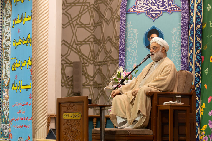 جشن شب میلاد امام عسکری(ع) در حرم بانوی کرامت
